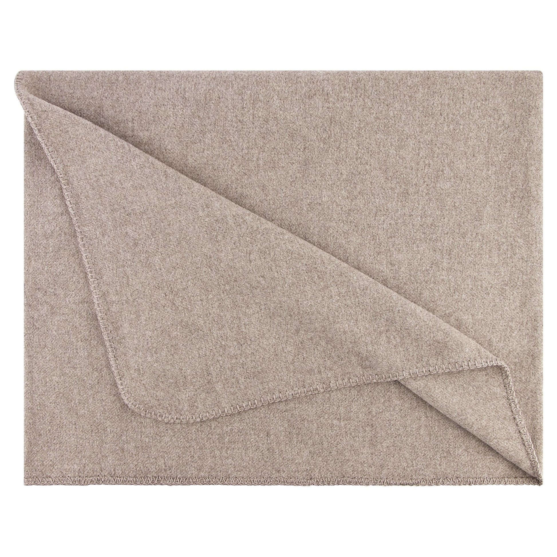 Steiner1888 Wolldecke Nelly in Caramel-Braun, ein schönes Mittelbraun mit Nähten Ton in Ton, aus 100% Merinowolle in der Größe 145x190 cm