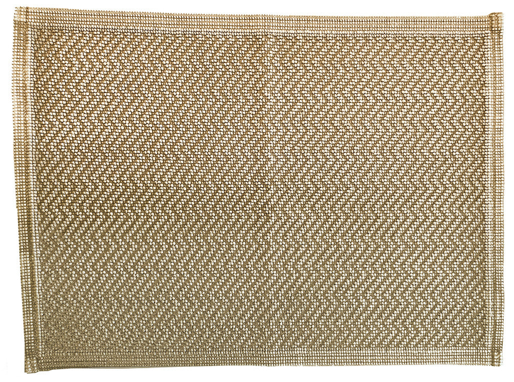 Hochwertiger Badvorleger ZIG ZAG Sand Fade Out mit elegantem Zickzack-Muster in sanften Sandtönen. Moderner Baumwollteppich mit strukturiertem Design und harmonischem Farbverlauf. Maschinenwaschbarer Badteppich aus Portugal. Badvorleger, Hersteller: Evelyn Kahle.