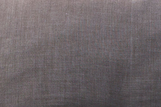Spannlaken Orso Damast: Hochwertiges garngefärbtes Damastlaken in elegantem Grauton mit matter und glänzender Seite, feine Webstruktur sichtbar, perfekt für stilvolle Schlafzimmereinrichtung. Bettlaken, Hersteller: Stoffkontor